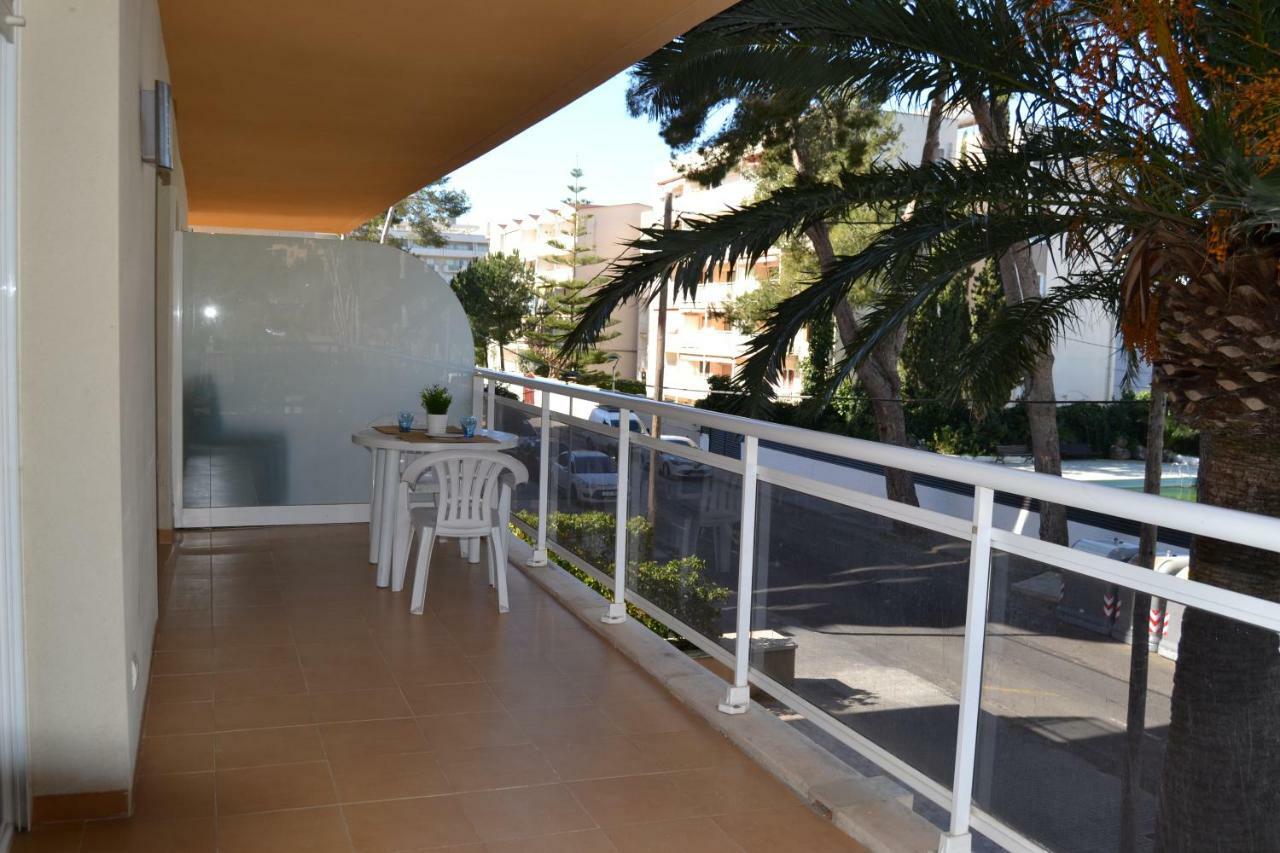 Luminoso Y Amplio Apartamento En Salou Con Piscina Apartman Kültér fotó